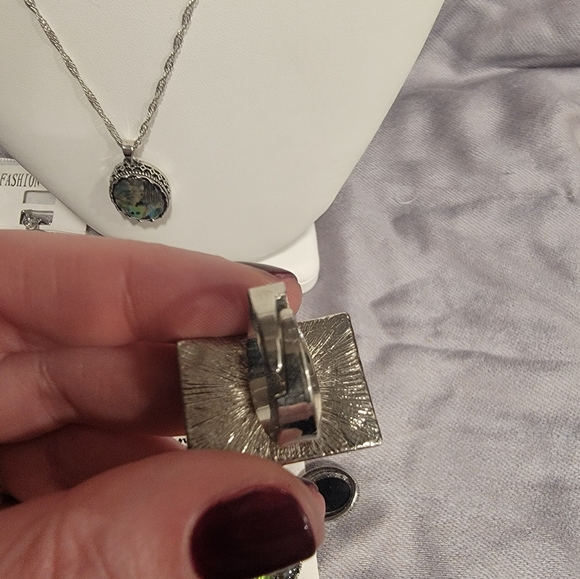 Abalone Style Jewerly Set - Picture 4 of 14